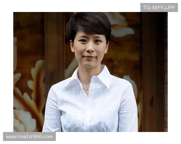 海清：荧屏上的百变女神，演技与人生交织的华美乐章